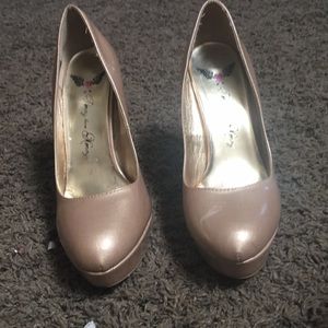 Nude heels for sale